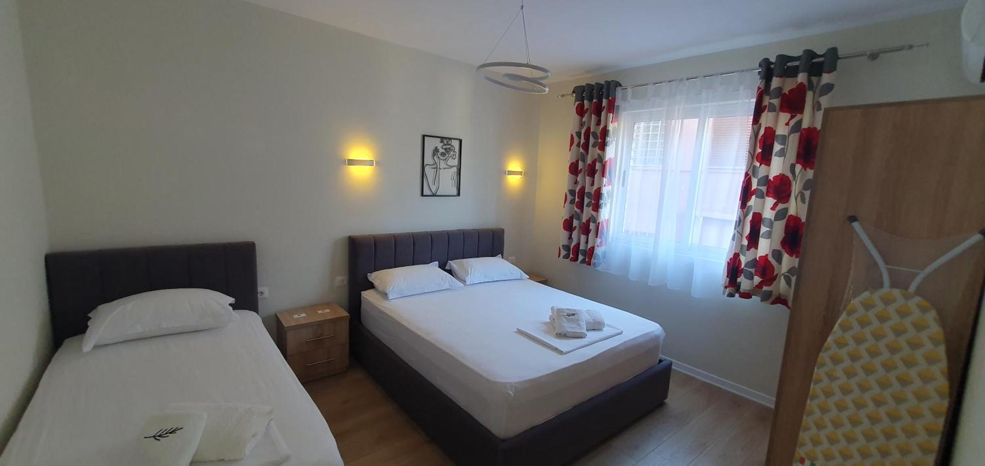 Charming Comfort Apartment Tirana Quarto foto
